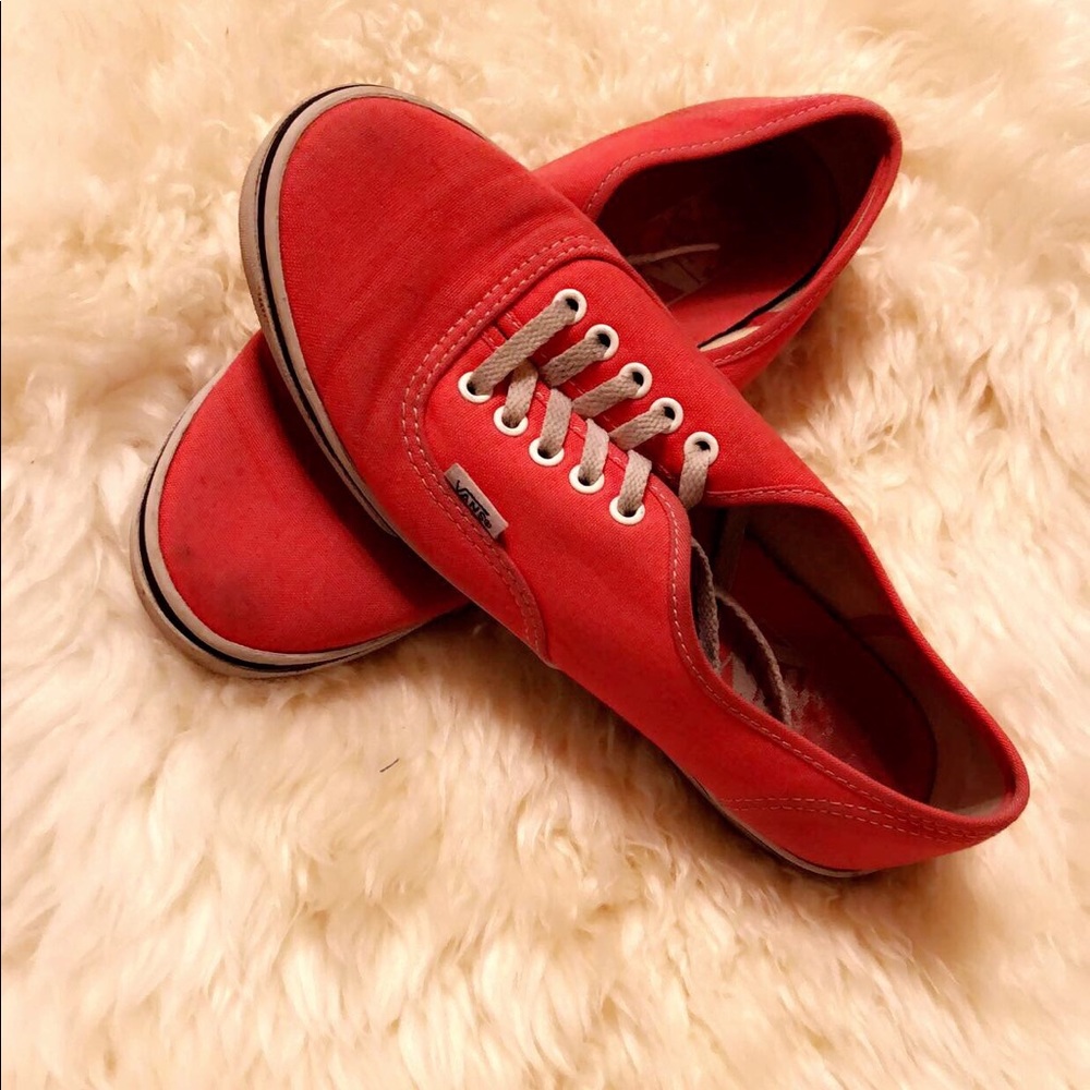 Coral Vans